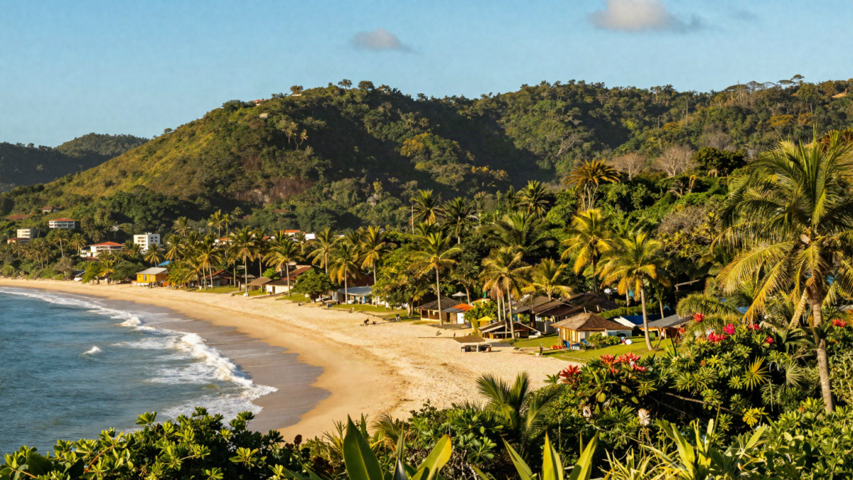 Paisagem vibrante de verao brasileiro com praia ensolarada e colinas verdes